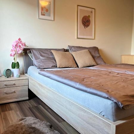 Gemuetliche Wohnung/ Cozy Apartment Niklasdorf Dış mekan fotoğraf