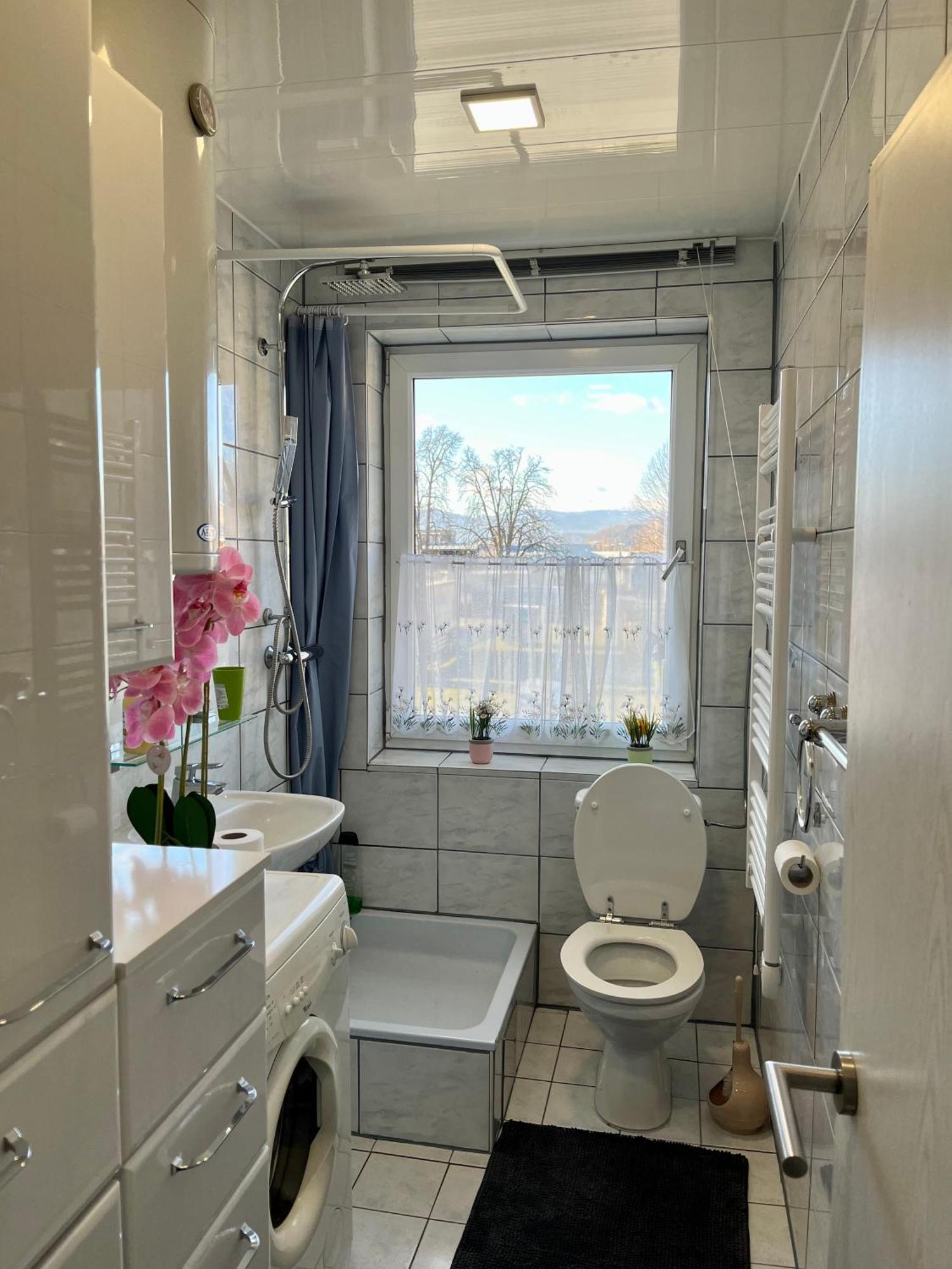 Gemuetliche Wohnung/ Cozy Apartment Niklasdorf Dış mekan fotoğraf